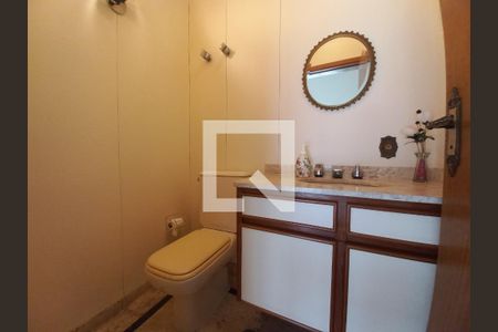 Apartamento para alugar com 152m², 3 quartos e 2 vagasLavabo