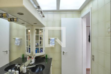 Apartamento à venda com 390m², 5 quartos e 10 vagasBanheiro