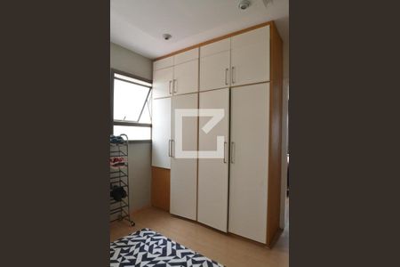 Apartamento à venda com 390m², 5 quartos e 10 vagasQuarto 5