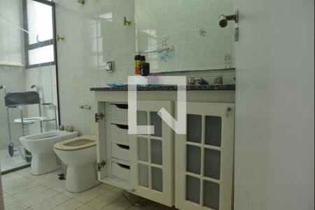 Apartamento à venda com 390m², 5 quartos e 10 vagasBanheiro