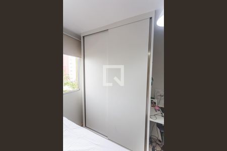 Apartamento à venda com 57m², 3 quartos e 1 vagaArmário do Quarto 2