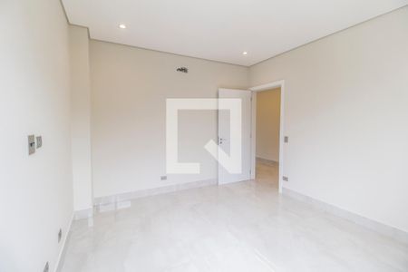 Casa de condomínio à venda com 524m², 4 quartos e 4 vagasEscritório