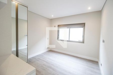 Casa de condomínio à venda com 524m², 4 quartos e 4 vagasSuíte 4