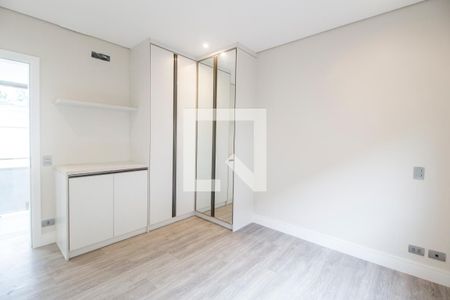 Casa de condomínio à venda com 524m², 4 quartos e 4 vagasSuíte 4