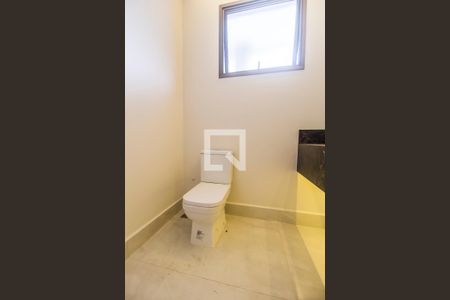 Casa de condomínio à venda com 524m², 4 quartos e 4 vagasLavabo