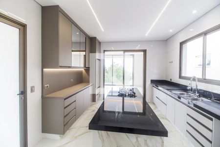 Casa de condomínio à venda com 524m², 4 quartos e 4 vagasCozinha