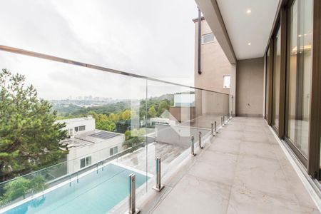 Casa de condomínio à venda com 524m², 4 quartos e 4 vagasVaranda