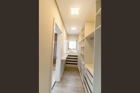 Casa de condomínio à venda com 524m², 4 quartos e 4 vagasCloset da suíte 2