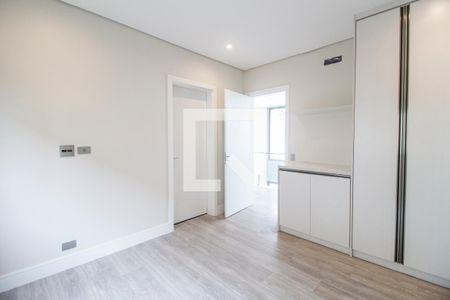 Casa de condomínio à venda com 524m², 4 quartos e 4 vagasSuíte 4