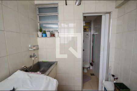 Apartamento à venda com 110m², 3 quartos e 1 vagaÁrea de Serviço