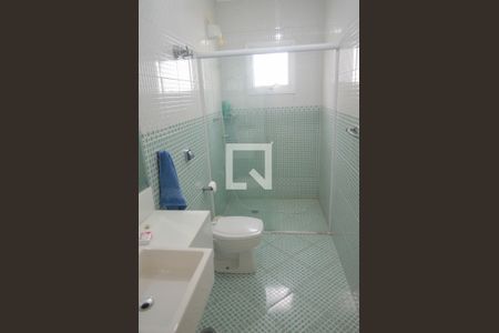 Casa para alugar com 470m², 3 quartos e 5 vagasBanheiro da Suíte 2