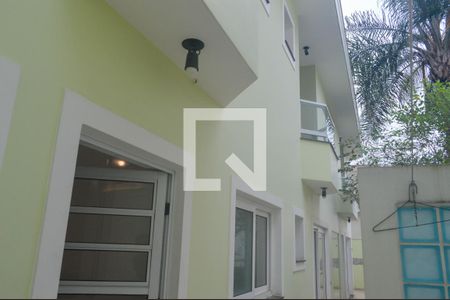 Casa para alugar com 470m², 3 quartos e 5 vagasQuintal