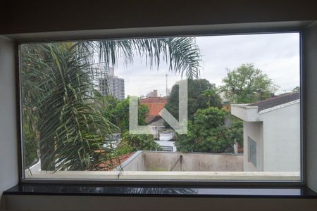 Casa para alugar com 470m², 3 quartos e 5 vagasEscada