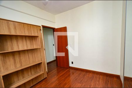 Apartamento à venda com 101m², 3 quartos e 1 vagaQuarto1