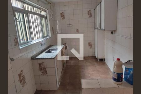 Casa à venda com 176m², 3 quartos e 2 vagas