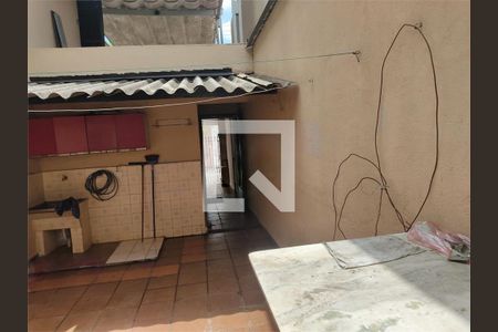 Casa à venda com 176m², 3 quartos e 2 vagas