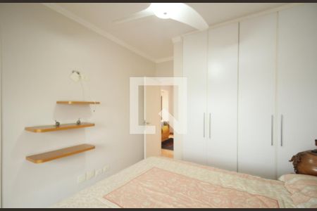 Apartamento à venda com 262m², 4 quartos e 4 vagas Apartamento à venda com 262m², 4 quartos e 4 vagasSuíte 3