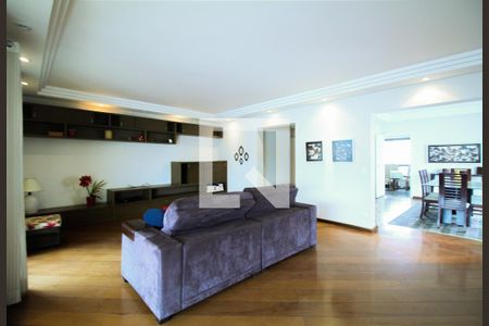 Apartamento à venda com 262m², 4 quartos e 4 vagas Apartamento à venda com 262m², 4 quartos e 4 vagasSala