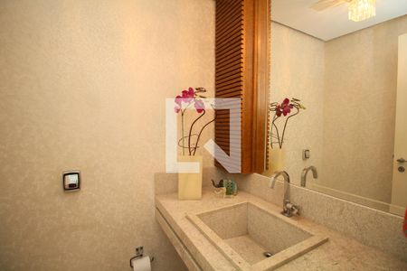 Apartamento à venda com 262m², 4 quartos e 4 vagas Apartamento à venda com 262m², 4 quartos e 4 vagasLavabo