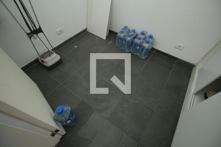 Apartamento à venda com 262m², 4 quartos e 4 vagas Apartamento à venda com 262m², 4 quartos e 4 vagasQuarto de Serviço