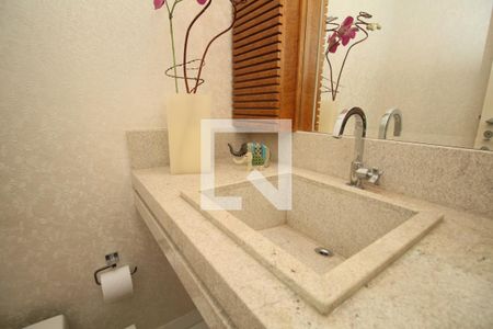 Apartamento à venda com 262m², 4 quartos e 4 vagas Apartamento à venda com 262m², 4 quartos e 4 vagasLavabo