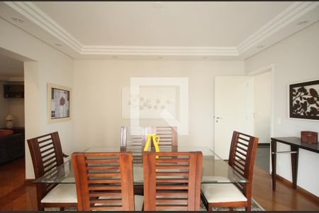 Apartamento à venda com 262m², 4 quartos e 4 vagas Apartamento à venda com 262m², 4 quartos e 4 vagasSala de Jantar