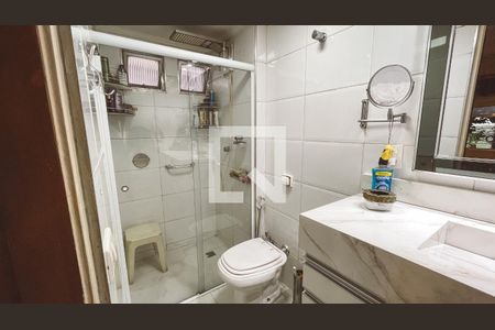 Apartamento à venda com 81m², 3 quartos e 2 vagas Apartamento à venda com 81m², 3 quartos e 2 vagasBanheiro da Suíte
