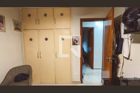 Apartamento à venda com 81m², 3 quartos e 2 vagas Apartamento à venda com 81m², 3 quartos e 2 vagasQuarto 1