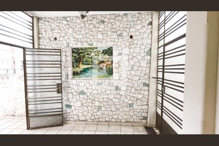 Casa à venda com 180m², 3 quartos e sem vagaEntrada