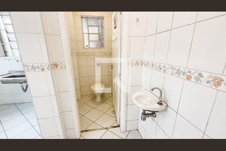 Casa à venda com 180m², 3 quartos e sem vagaBanheiro