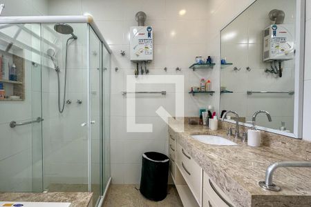 Apartamento à venda com 700m², 6 quartos e 1 vagaBanheiro Social 01 - 1 Andar