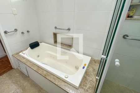 Apartamento à venda com 700m², 6 quartos e 1 vagaBanheiro Social 01 - 1 Andar
