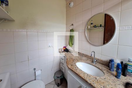 Casa de condomínio à venda com 170m², 4 quartos e 1 vagaBanheiro da Suíte 1