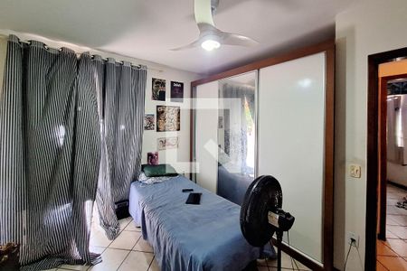 Casa de condomínio à venda com 170m², 4 quartos e 1 vagaSuíte 1