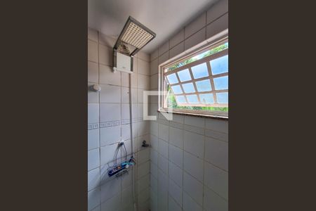 Casa de condomínio à venda com 170m², 4 quartos e 1 vagaBanheiro da Suíte 1