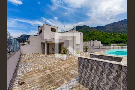 Apartamento à venda com 66m², 2 quartos e 1 vaga Apartamento à venda com 66m², 2 quartos e 1 vagaTerraço