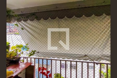 Apartamento à venda com 66m², 2 quartos e 1 vaga Apartamento à venda com 66m², 2 quartos e 1 vagaVista do Quarto