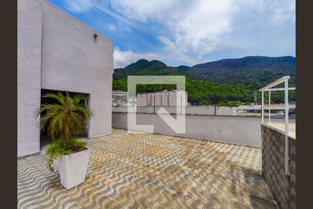 Apartamento à venda com 66m², 2 quartos e 1 vaga Apartamento à venda com 66m², 2 quartos e 1 vagaTerraço