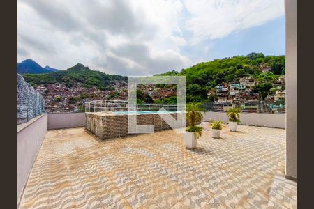 Apartamento à venda com 66m², 2 quartos e 1 vaga Apartamento à venda com 66m², 2 quartos e 1 vagaTerraço