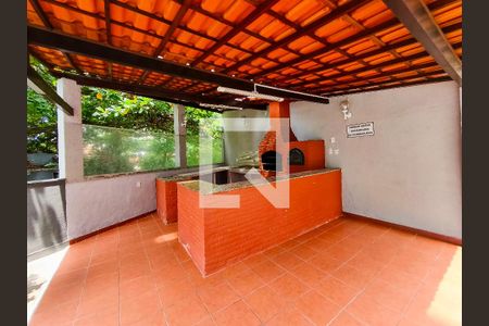 Apartamento à venda com 66m², 2 quartos e 1 vaga Apartamento à venda com 66m², 2 quartos e 1 vagaÁrea comum - Churrasqueira
