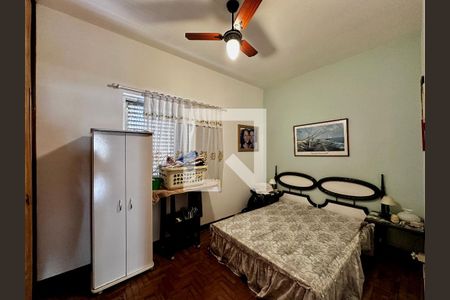 Casa à venda com 220m², 3 quartos e 3 vagas Casa à venda com 220m², 3 quartos e 3 vagasQuarto 2