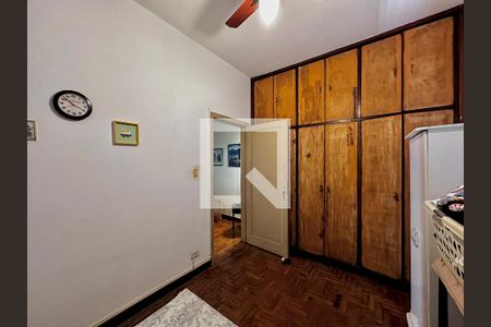 Casa à venda com 220m², 3 quartos e 3 vagas Casa à venda com 220m², 3 quartos e 3 vagasQuarto 2