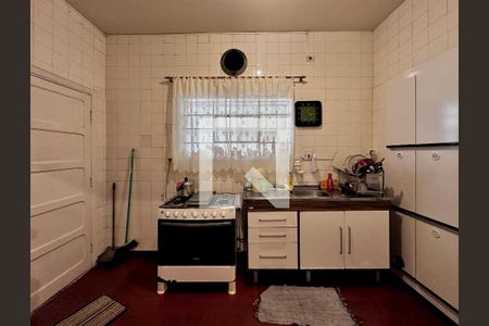 Casa à venda com 220m², 3 quartos e 3 vagas Casa à venda com 220m², 3 quartos e 3 vagasCozinha