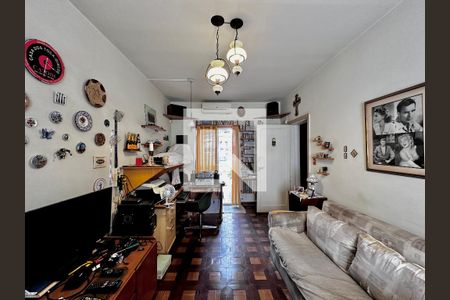 Casa à venda com 220m², 3 quartos e 3 vagas Casa à venda com 220m², 3 quartos e 3 vagasQuarto 3