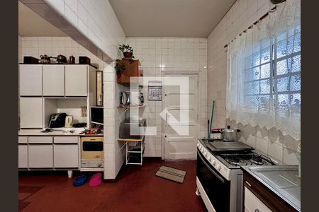 Casa à venda com 220m², 3 quartos e 3 vagas Casa à venda com 220m², 3 quartos e 3 vagasCozinha