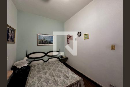 Casa à venda com 220m², 3 quartos e 3 vagas Casa à venda com 220m², 3 quartos e 3 vagasQuarto 2