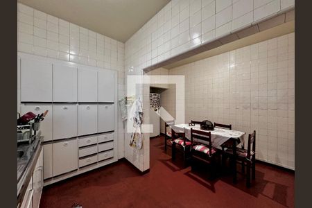 Casa à venda com 220m², 3 quartos e 3 vagas Casa à venda com 220m², 3 quartos e 3 vagasCozinha