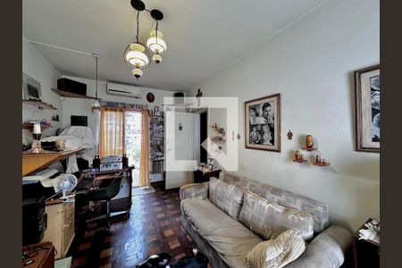 Casa à venda com 220m², 3 quartos e 3 vagas Casa à venda com 220m², 3 quartos e 3 vagasQuarto 3