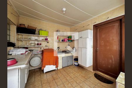 Casa à venda com 220m², 3 quartos e 3 vagas Casa à venda com 220m², 3 quartos e 3 vagasÁrea de Serviço