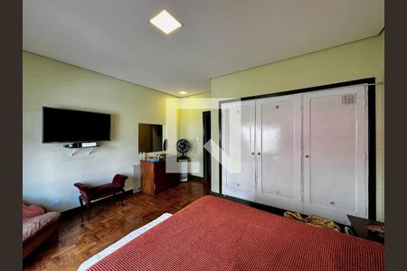 Casa à venda com 220m², 3 quartos e 3 vagas Casa à venda com 220m², 3 quartos e 3 vagasQuarto 1